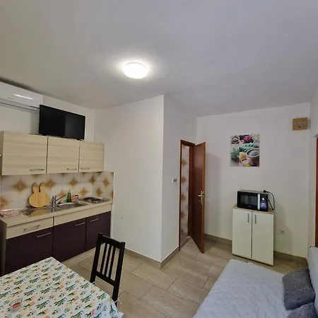 Gligora Apartman Mandre