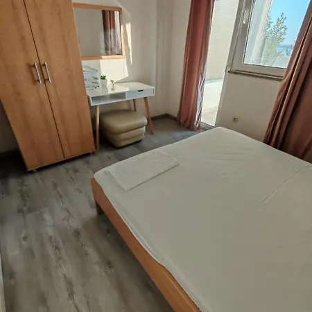 Gligora Apartman *