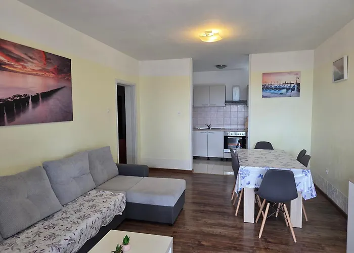 Gligora Apartment Mandre