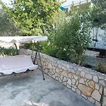 شقة Gligora
